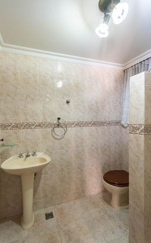Apartamento à venda com 250m², 4 quartos e 2 vagasBanheiro