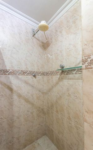 Apartamento à venda com 250m², 4 quartos e 2 vagasBanheiro