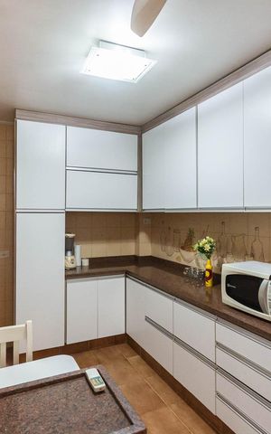 Apartamento à venda com 250m², 4 quartos e 2 vagasCozinha 2