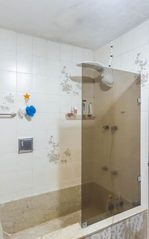 Apartamento à venda com 250m², 4 quartos e 2 vagasBanheiro Suíte 2