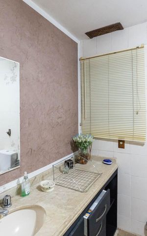 Apartamento à venda com 250m², 4 quartos e 2 vagasBanheiro Suíte 2