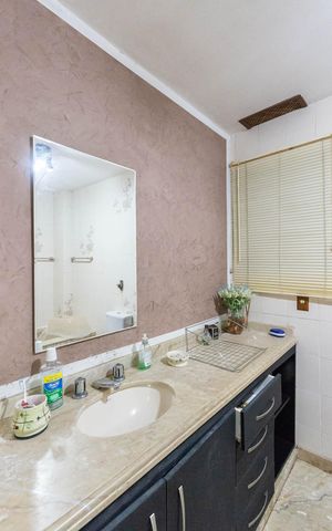 Apartamento à venda com 250m², 4 quartos e 2 vagasBanheiro Suíte 2
