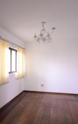 Apartamento à venda com 198m², 3 quartos e 4 vagas Apartamento à venda com 198m², 3 quartos e 4 vagasSala de Jantar