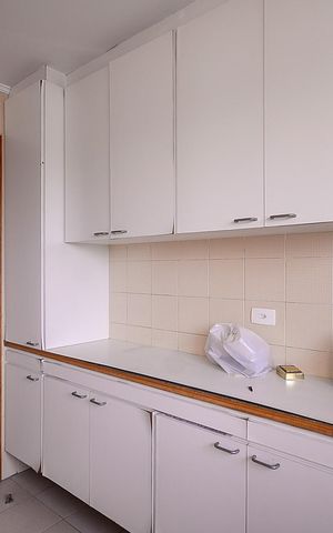Apartamento à venda com 198m², 3 quartos e 4 vagas Apartamento à venda com 198m², 3 quartos e 4 vagasÁrea de Serviço