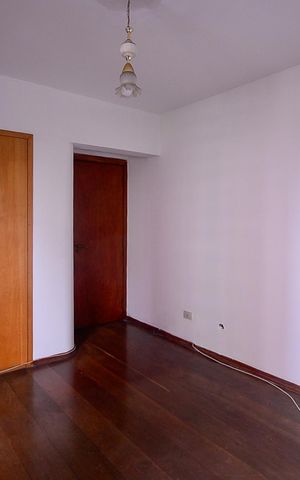 Apartamento à venda com 198m², 3 quartos e 4 vagas Apartamento à venda com 198m², 3 quartos e 4 vagasQuarto 2 - Suite