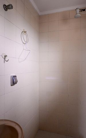 Apartamento à venda com 198m², 3 quartos e 4 vagas Apartamento à venda com 198m², 3 quartos e 4 vagasÁrea de Serviço
