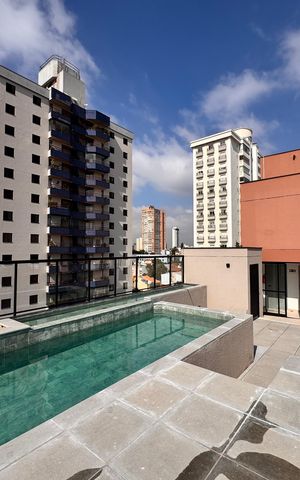 Apartamento à venda com 50m², 2 quartos e 1 vaga Apartamento à venda com 50m², 2 quartos e 1 vagaÁrea comum - Piscina