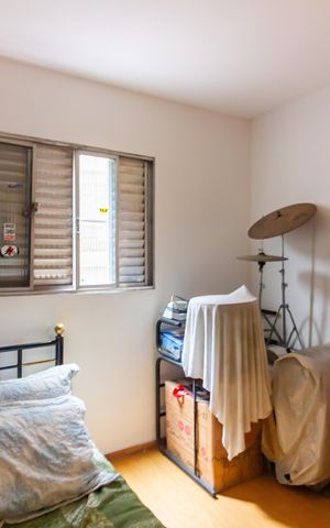 Casa à venda com 110m², 3 quartos e 2 vagas Casa à venda com 110m², 3 quartos e 2 vagasQuarto 2