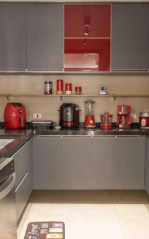 Casa de condomínio à venda com 140m², 3 quartos e 2 vagas Casa de condomínio à venda com 140m², 3 quartos e 2 vagasCozinha