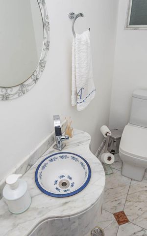 Apartamento à venda com 310m², 5 quartos e 4 vagasLavabo