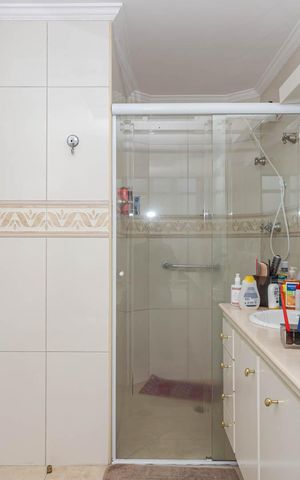 Apartamento à venda com 310m², 5 quartos e 4 vagasSuite 1
