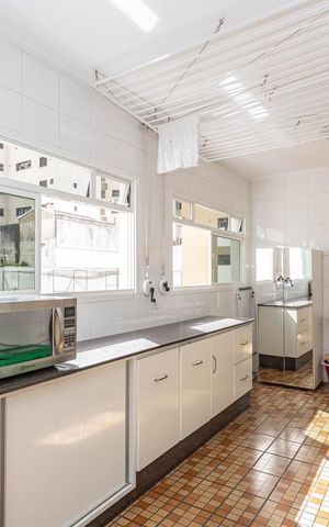 Apartamento à venda com 310m², 5 quartos e 4 vagasCozinha