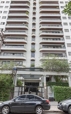 Apartamento à venda com 310m², 5 quartos e 4 vagasFachada