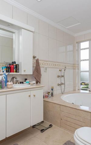Apartamento à venda com 310m², 5 quartos e 4 vagasSuite 1