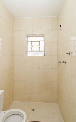 Casa para alugar com 102m², 2 quartos e 2 vagasBanheiro
