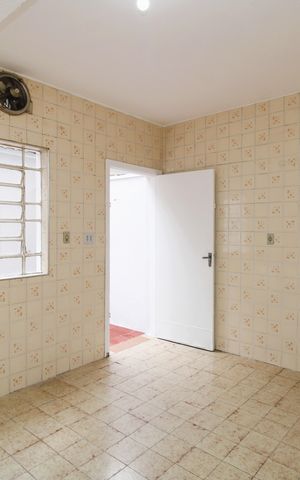 Casa para alugar com 102m², 2 quartos e 2 vagasCozinha