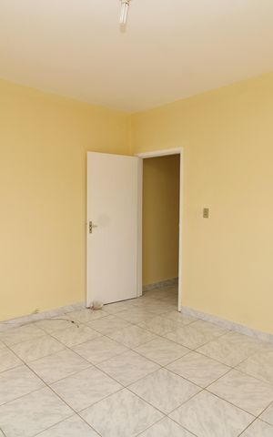 Casa para alugar com 102m², 2 quartos e 2 vagasQuarto 1
