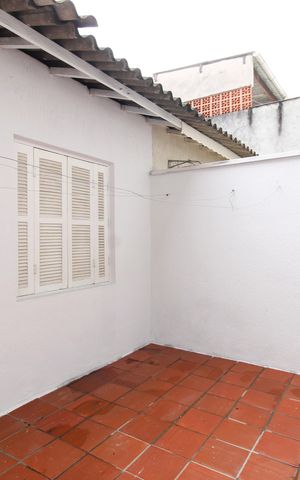 Casa para alugar com 102m², 2 quartos e 2 vagasQuintal