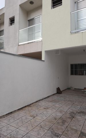 Casa à venda com 134m², 3 quartos e 2 vagasGaragem