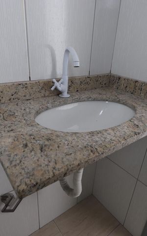 Casa à venda com 134m², 3 quartos e 2 vagasBanheiro Social