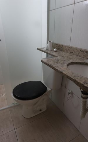 Casa à venda com 134m², 3 quartos e 2 vagasBanheiro de Baixo