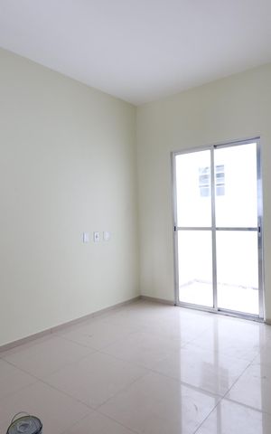 Casa à venda com 134m², 3 quartos e 2 vagasSala