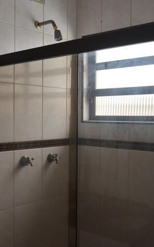 Casa para alugar com 286m², 6 quartos e 6 vagasBanheiro da Suíte 1