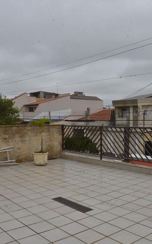 Casa para alugar com 286m², 6 quartos e 6 vagasVaranda Quarto 1
