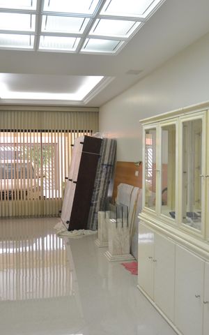 Casa para alugar com 286m², 6 quartos e 6 vagasSala