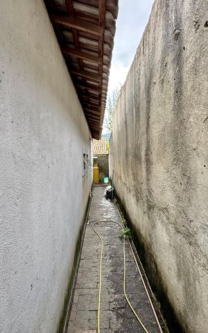 Casa de condomínio à venda com 240m², 2 quartos e 2 vagas Casa de condomínio à venda com 240m², 2 quartos e 2 vagasÁrea externa