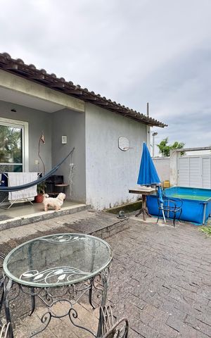 Casa de condomínio à venda com 240m², 2 quartos e 2 vagas Casa de condomínio à venda com 240m², 2 quartos e 2 vagasÁrea externa