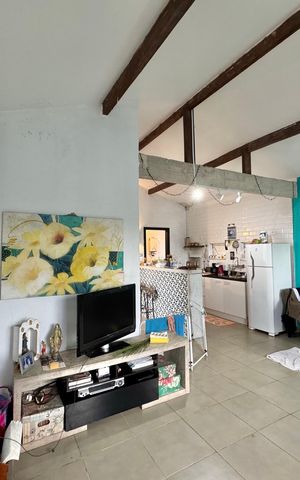 Casa de condomínio à venda com 240m², 2 quartos e 2 vagas Casa de condomínio à venda com 240m², 2 quartos e 2 vagasSala