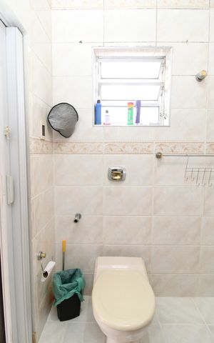 Casa à venda com 145m², 3 quartos e 2 vagasBanheiro da Suíte