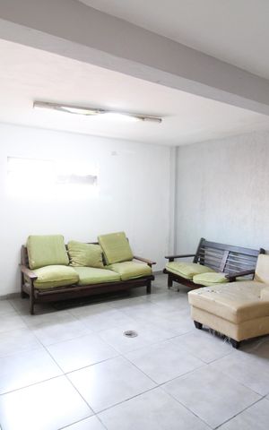 Casa à venda com 145m², 3 quartos e 2 vagasSalão