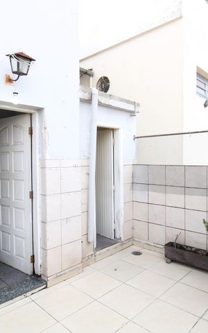 Casa à venda com 145m², 3 quartos e 2 vagasÁrea de Serviço