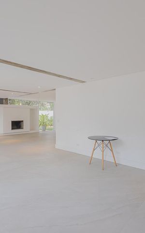 Casa à venda com 359m², 4 quartos e 2 vagasSala