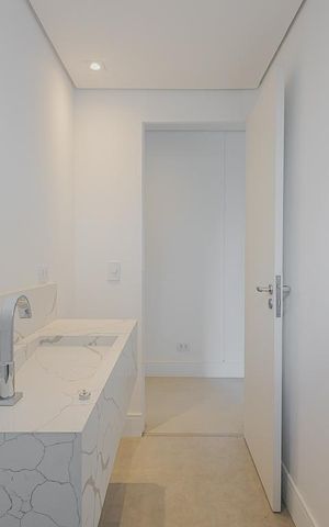 Casa à venda com 359m², 4 quartos e 2 vagasLavabo