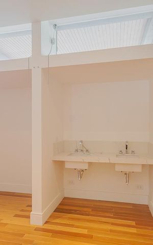 Casa à venda com 359m², 4 quartos e 2 vagasBanheiro da Suíte 2