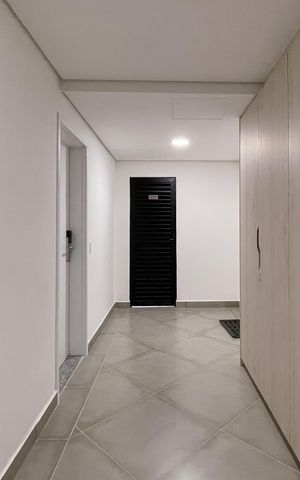 Studio para alugar com 40m², 1 quarto e 1 vaga Studio para alugar com 40m², 1 quarto e 1 vagaEntrada