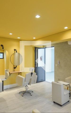 Studio para alugar com 40m², 1 quarto e 1 vaga Studio para alugar com 40m², 1 quarto e 1 vagaÁrea comum - Salão