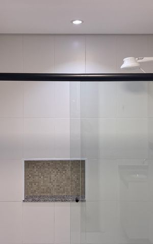 Studio para alugar com 40m², 1 quarto e 1 vaga Studio para alugar com 40m², 1 quarto e 1 vagaBanheiro