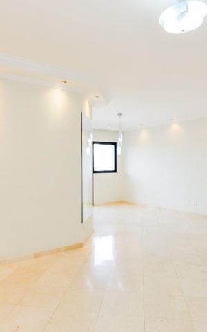 Apartamento à venda com 130m², 3 quartos e 3 vagasSala