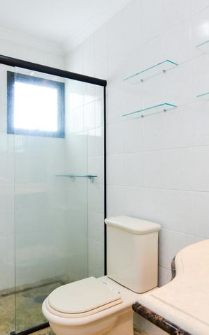 Apartamento à venda com 130m², 3 quartos e 3 vagasBanheiro da Suíte