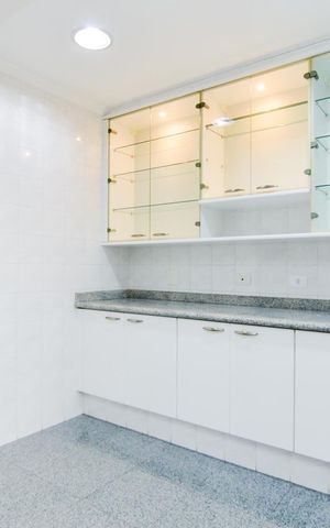 Apartamento à venda com 130m², 3 quartos e 3 vagasCozinha