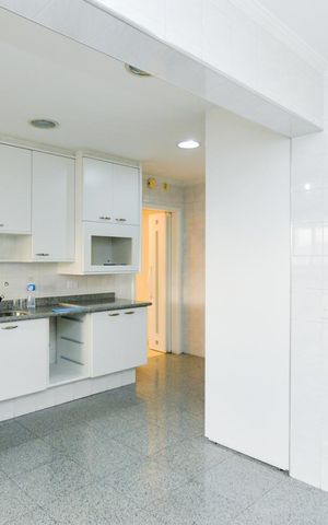 Apartamento à venda com 130m², 3 quartos e 3 vagasCozinha