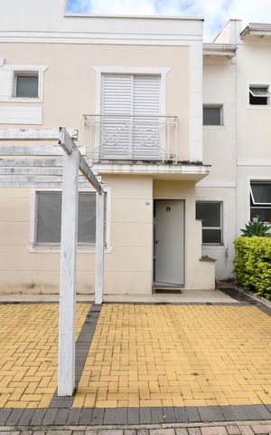Casa de condomínio para alugar com 80m², 3 quartos e 2 vagasFachada