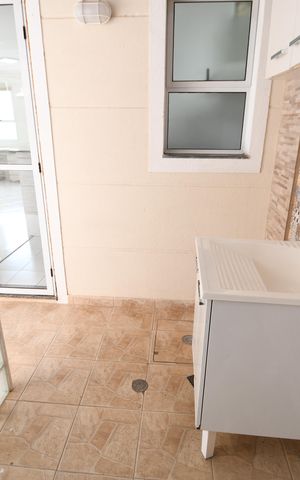 Casa de condomínio para alugar com 80m², 3 quartos e 2 vagasÁrea de Serviço