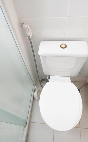 Casa de condomínio para alugar com 80m², 3 quartos e 2 vagasBanheiro 1