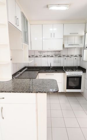 Casa de condomínio para alugar com 80m², 3 quartos e 2 vagasCozinha