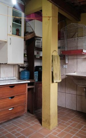 Casa à venda com 320m², 2 quartos e 1 vagaÁrea de Serviço